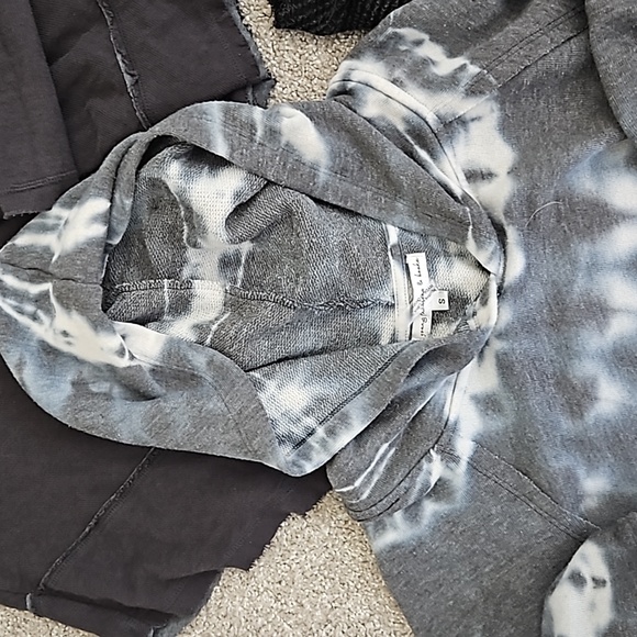 3 hooded tops vintage havana & young fabulous & broke - Picture 4 of 8